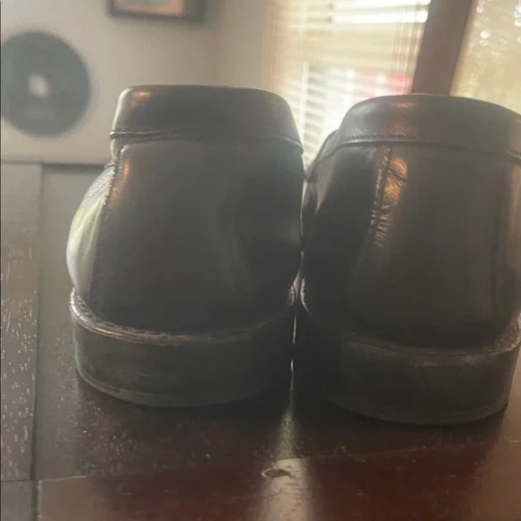 Allen Edmonds Sleek Black Leather Slip-Ons - Picture 2 of 3